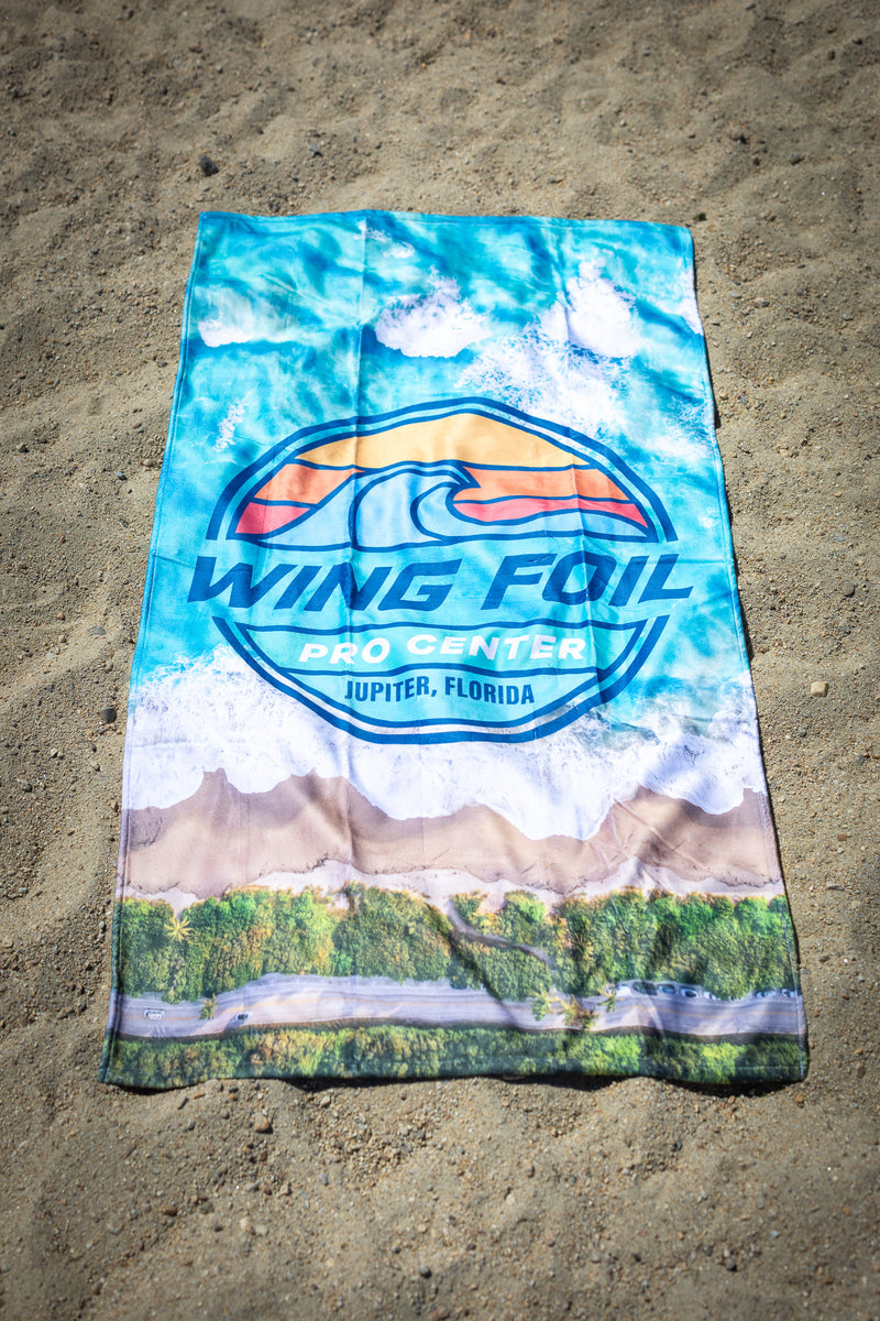 Load image into Gallery viewer, Wing Foil Pro Center beach towel
